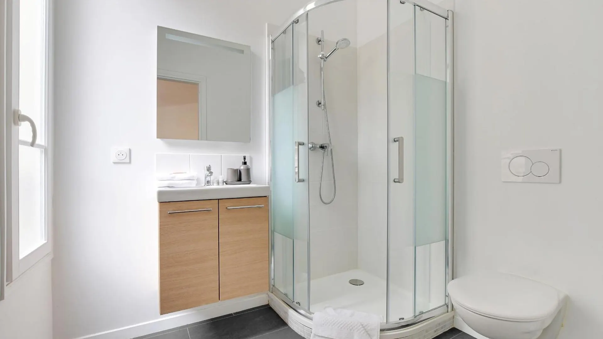 Apartmán Louvre In Saint-Germain Ideal For Visiting Paříž